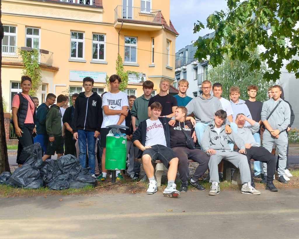 „Nie śmiecimy – sprzątamy – zmieniamy!”
