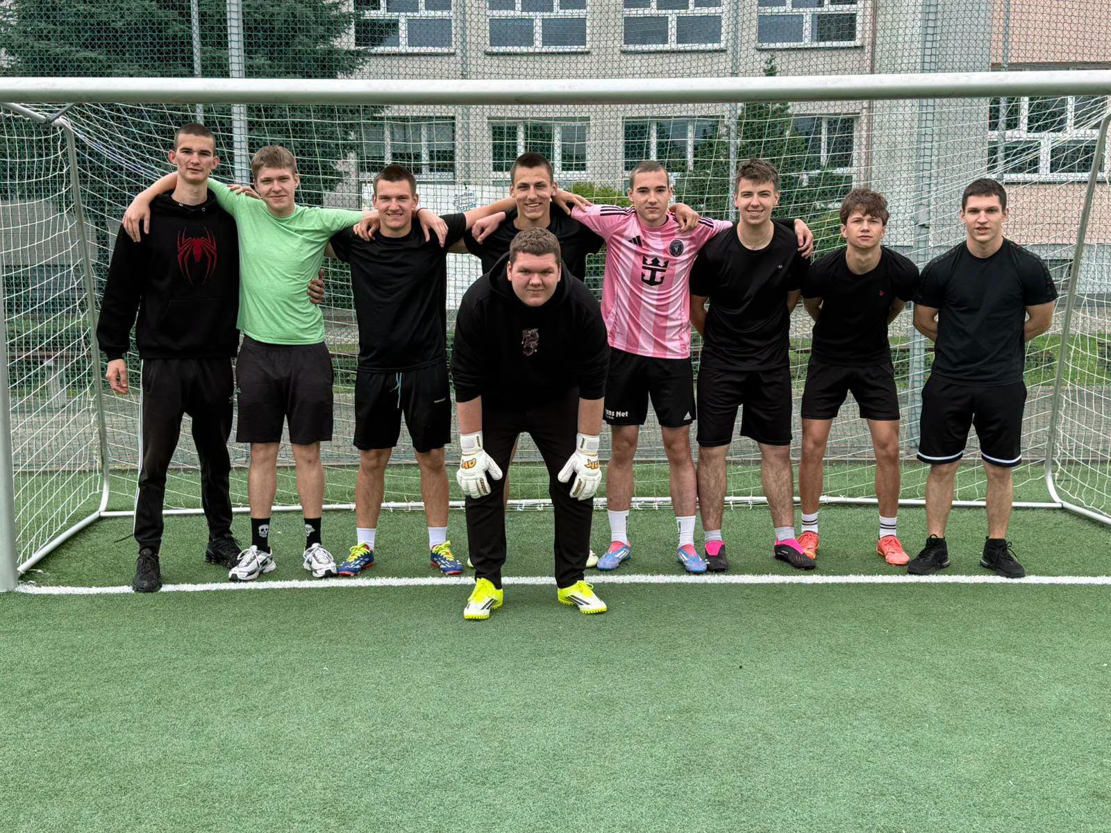 ⚽🏆 Finały Szkolnych Mistrzostw w Piłce Nożnej na Orliku!